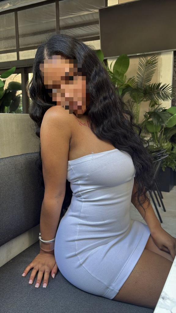 Chica busca chico en Las Palmas: Chica busca chico