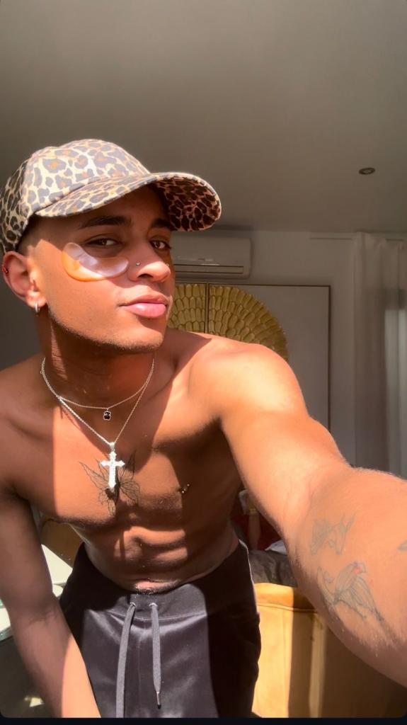 606926363: Chico busca chica en Madrid