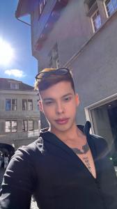 611332317: Chico busca chica en Barcelona