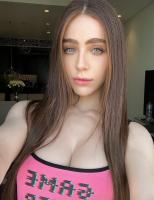 695289376: Chica busca chico en Madrid