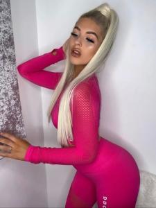 647087368: Chica busca chico en Málaga