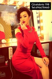 696678460: Chica busca chico en Barcelona