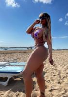 634796075: Chica busca chico en Barcelona