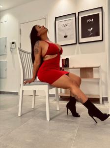 655065014: Chica busca chico en Granada