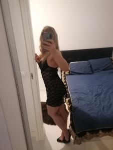Chica busca chico en Granada: Chica busca chico