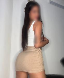 624478389: Chica busca chico en Barcelona