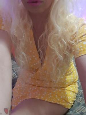 663043189: Chica busca chico en Mallorca