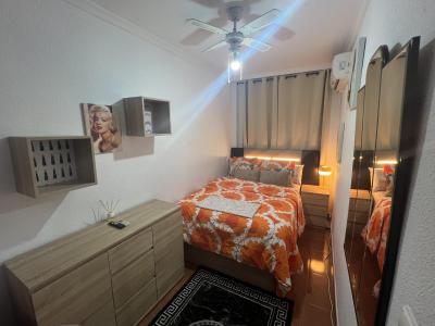 677818499:  en Málaga