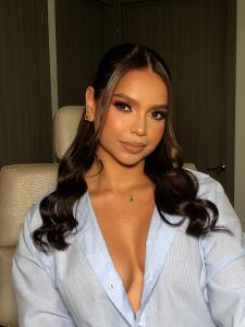 Chica busca chico en Cádiz: 