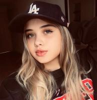 672567743: Chica busca chico en Gerona