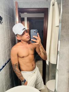 631126262: Chico busca chica en Sevilla