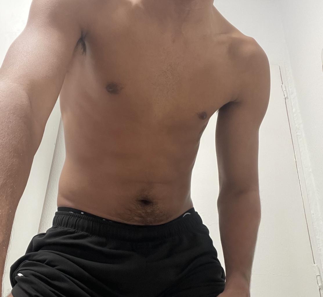 Chico busca chica en Sevilla: 