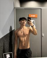 658242000: Chico busca chica en Madrid