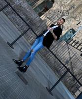 643676443: Chico busca chica en Barcelona