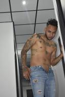 643676443: Chico busca chica en Barcelona