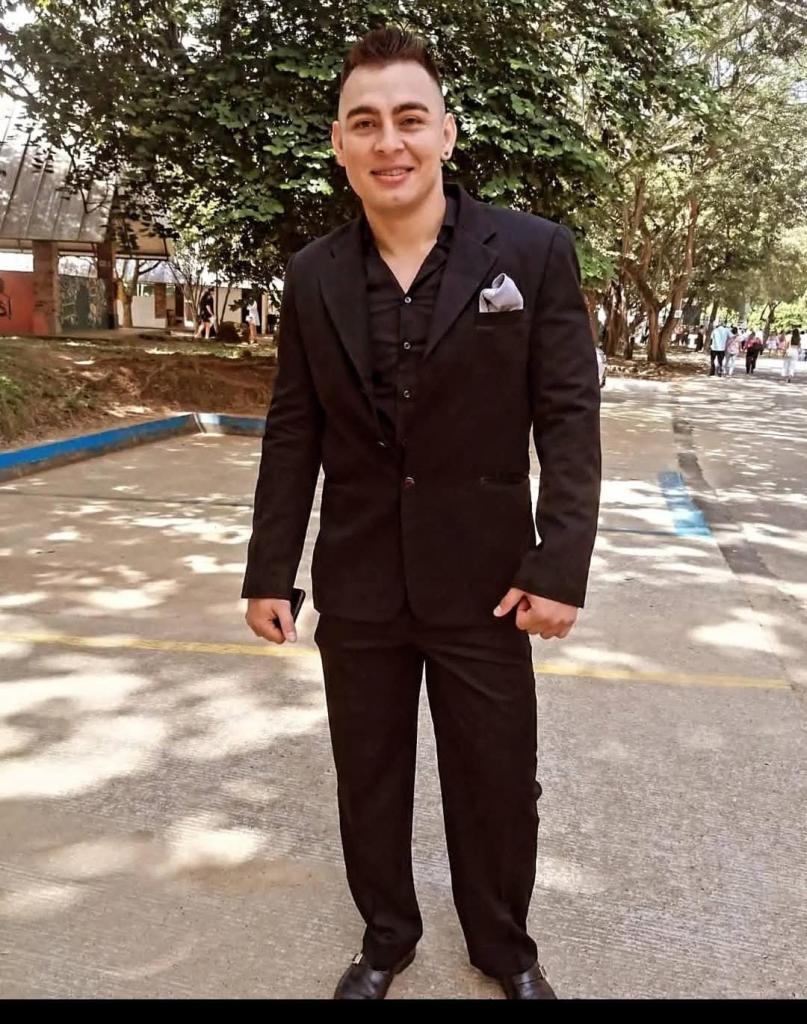 679034217: Chico busca chica en Málaga