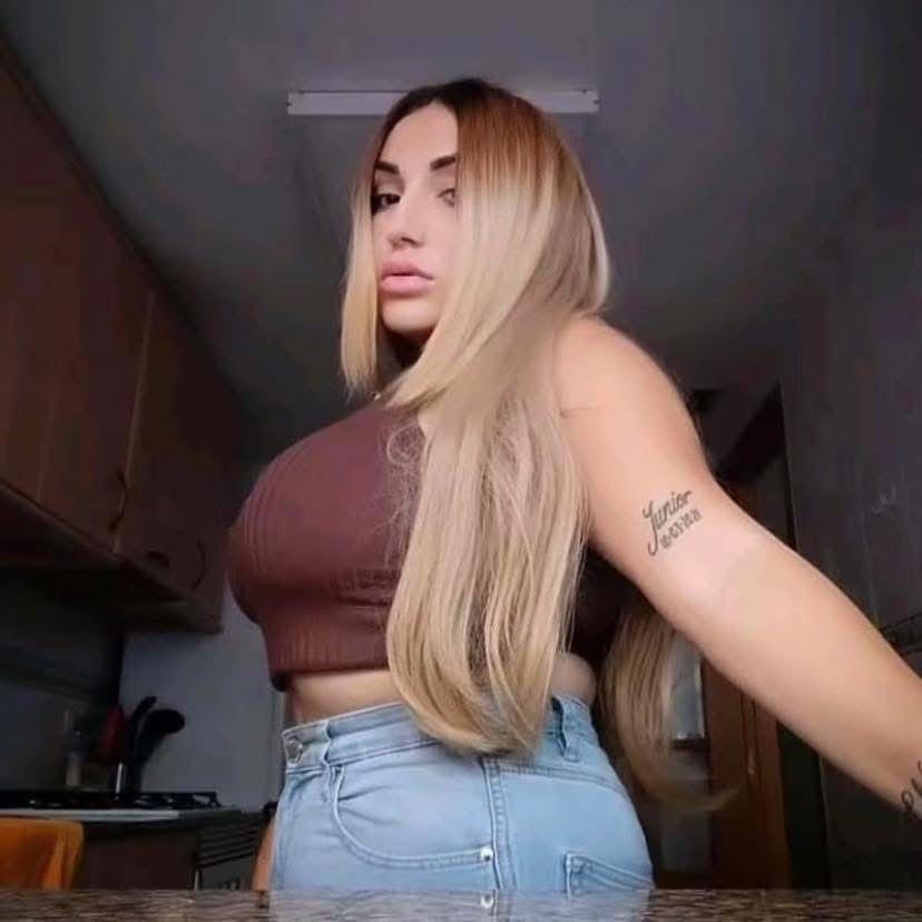 671210403: Chica busca chico en Valencia