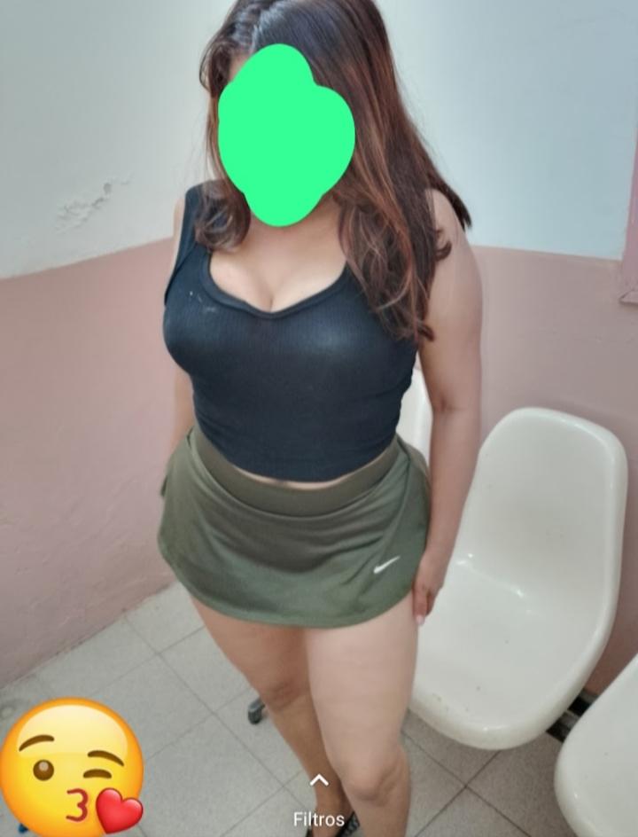 612259980: Chica busca chico en Sevilla