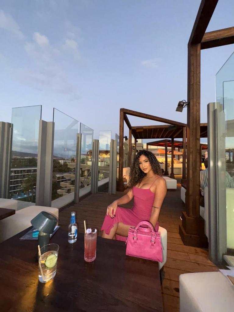 631480598: Chica busca chico en Málaga