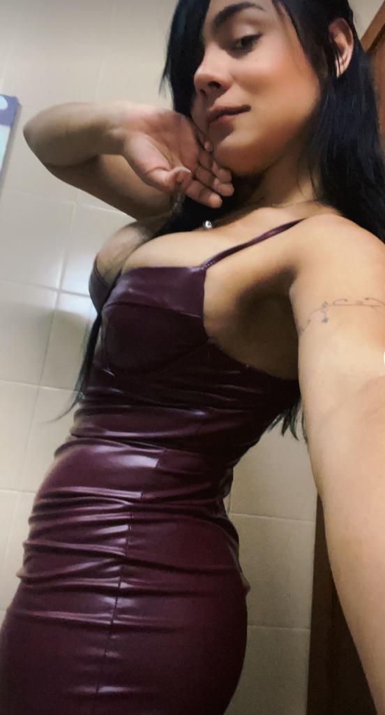 Chica busca chico en Cádiz: 