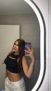 625897881: Chica busca chico en Madrid