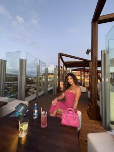 631480598: Chica busca chico en Málaga