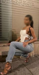 643385779: Chica busca chico en Tarragona