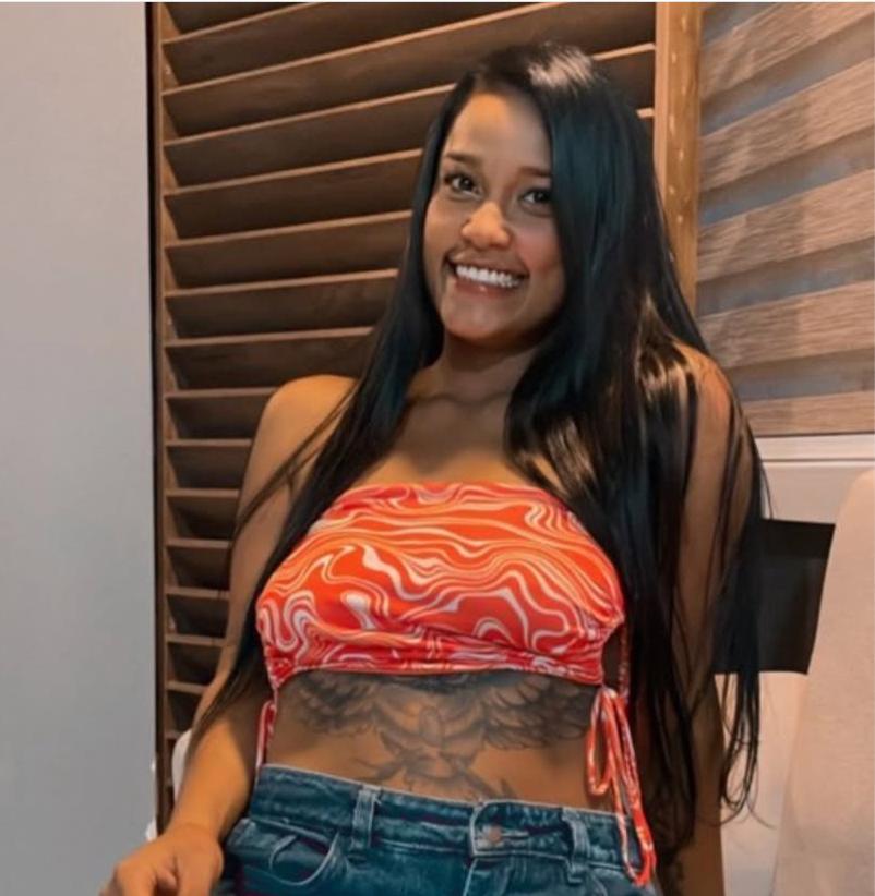 613853458: Chica busca chico en Barcelona