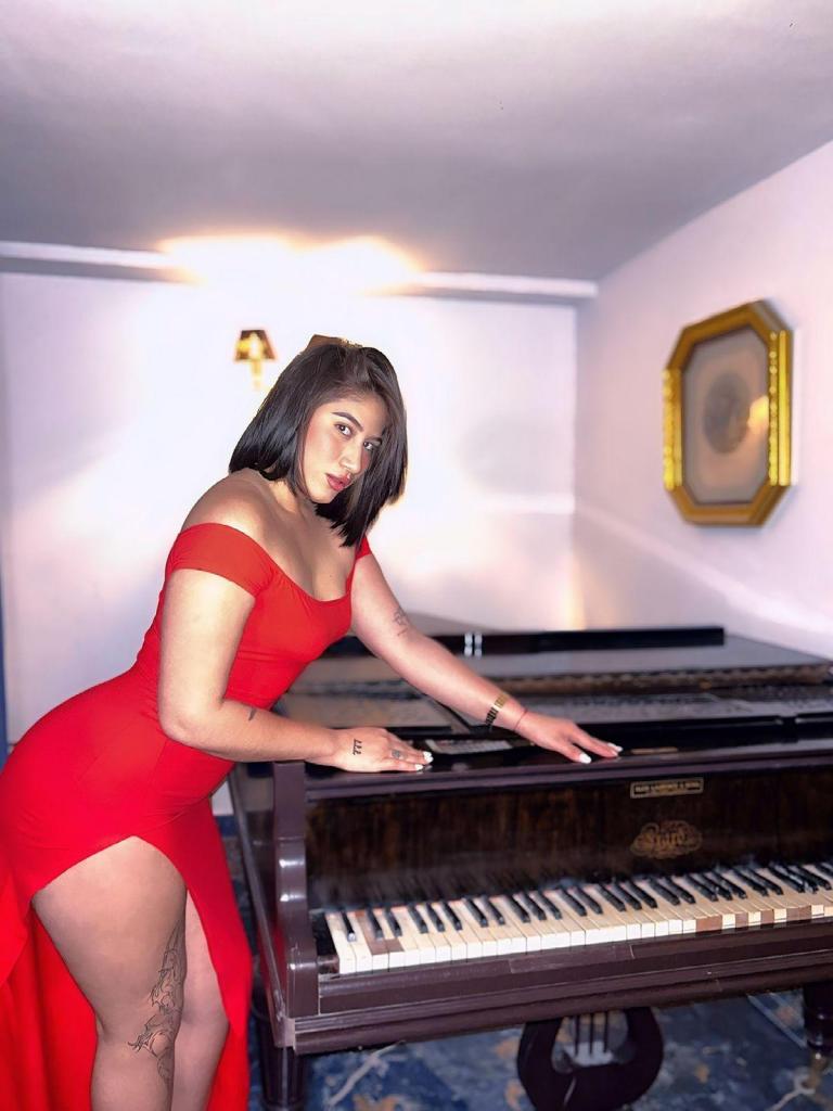 610114092: Chica busca chico en Sevilla