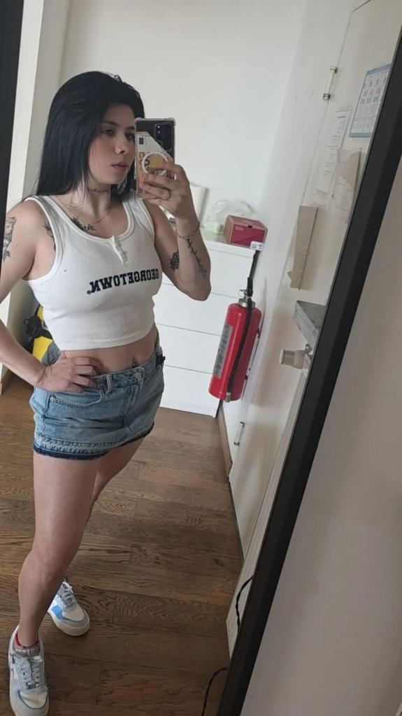 643015122: Chica busca chico en Almería