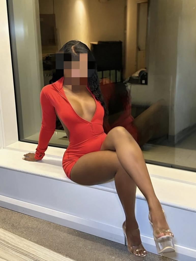 Chica busca chico en Lugo: 