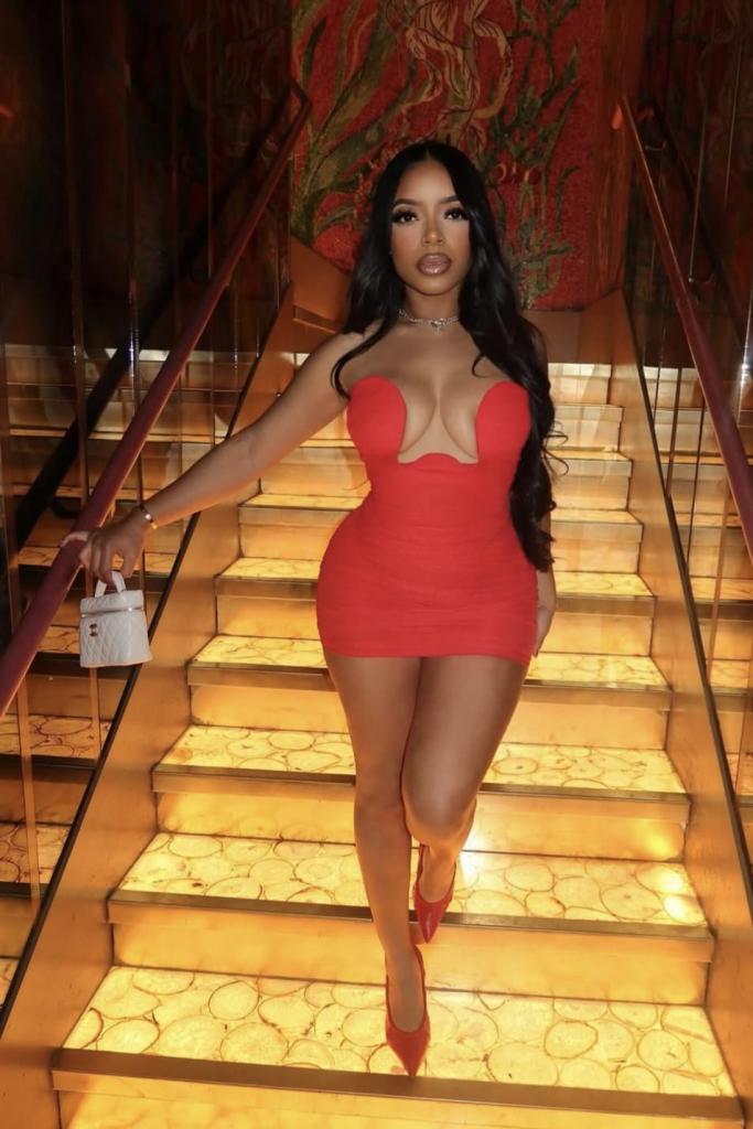 Chica busca chico en Tenerife: 