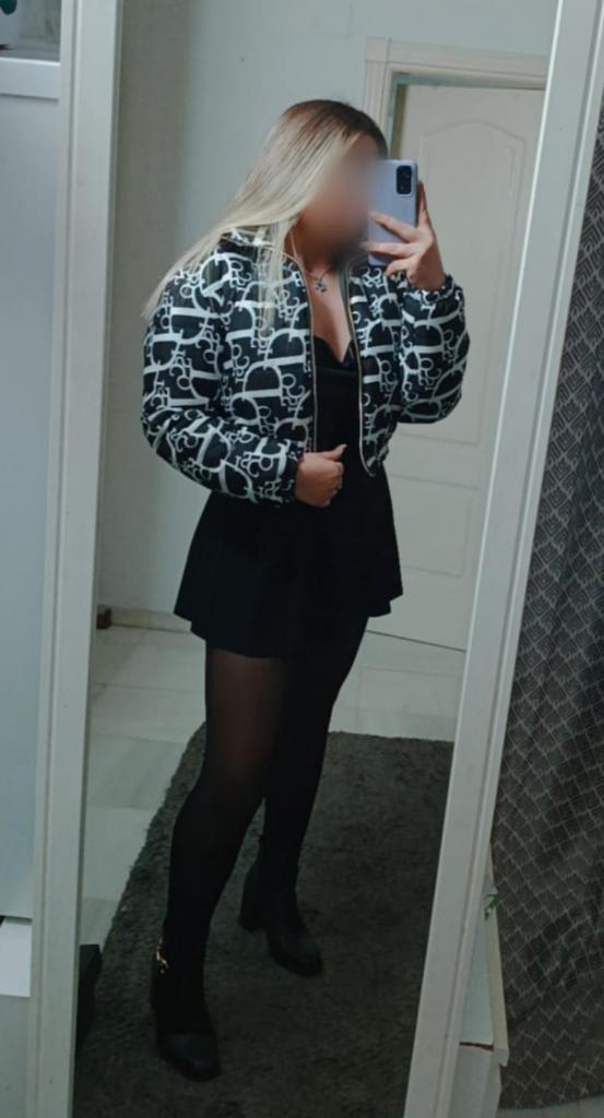 Chica busca chico en Granada: Chica busca chico