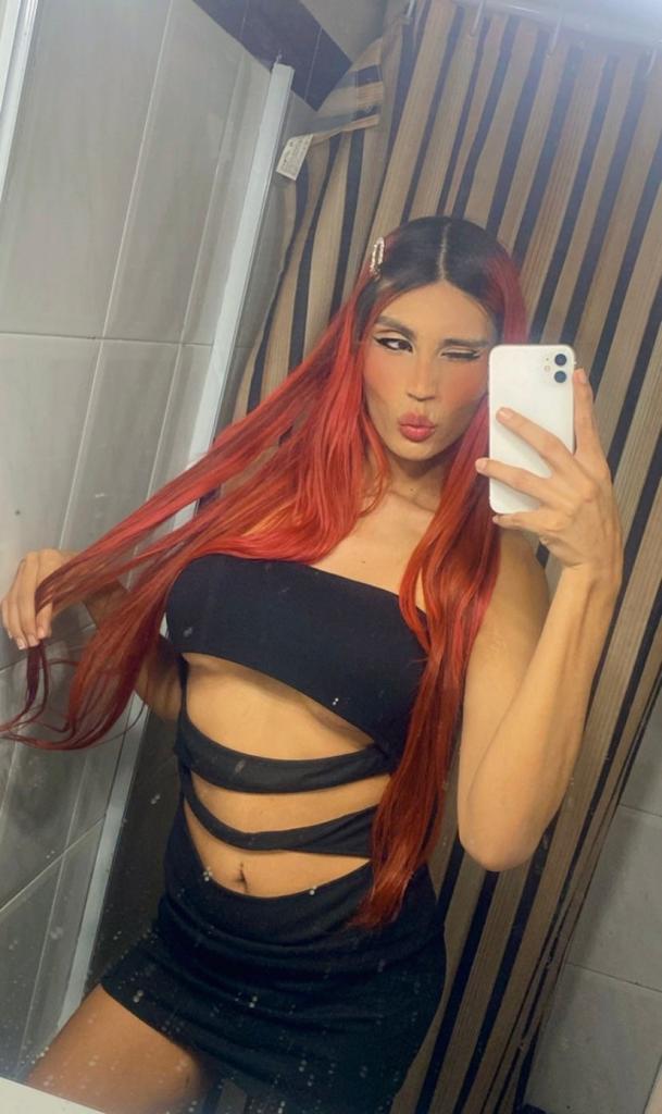633149929: Travesti en Valencia