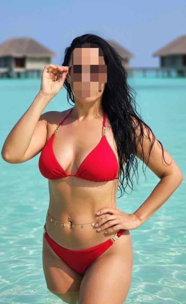 665940660: Chica busca chico en Pontevedra