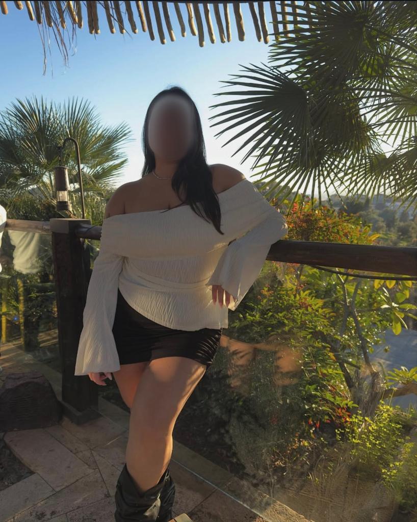 631132609: Chica busca chico en Madrid