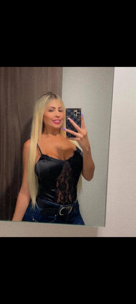 667887217: Chica busca chico en Madrid