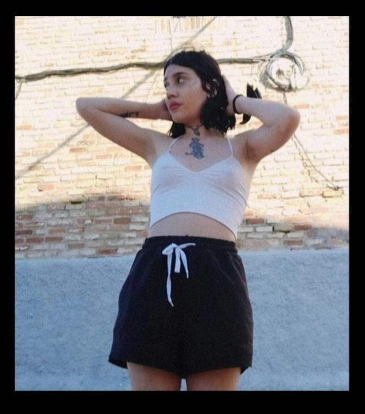 604460121: Chica busca chico en Sevilla