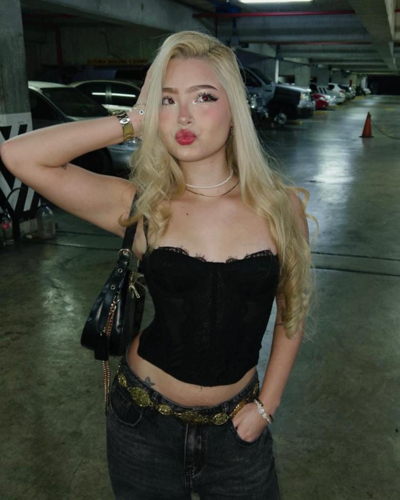 Chica busca chico en Zaragoza: Chica busca chico