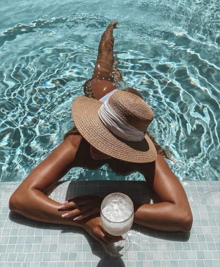 664882067: Chica busca chico en Tenerife