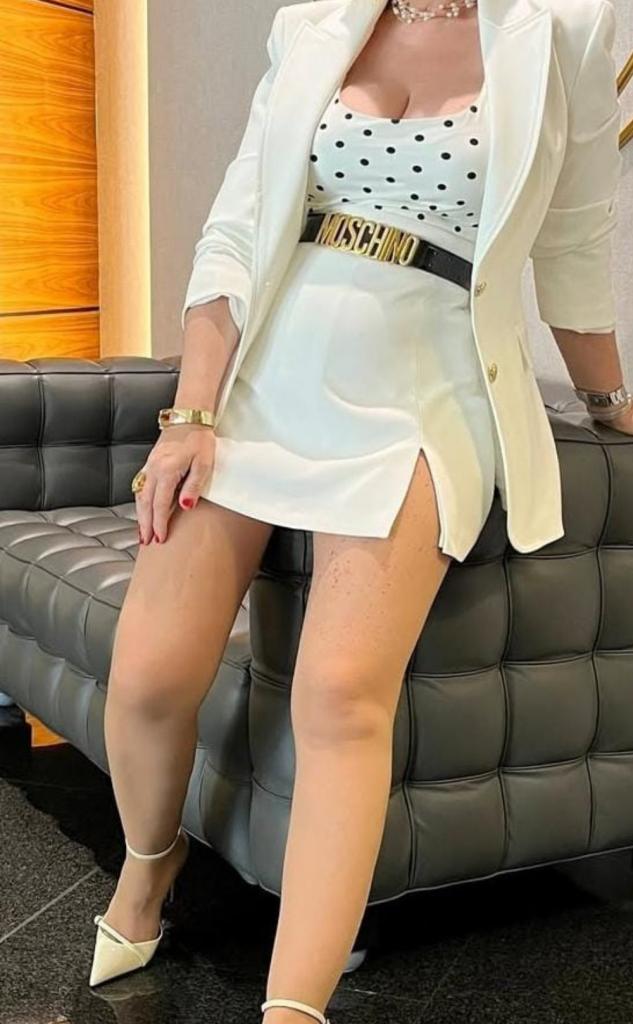 Chica busca chico en Cádiz: Chica busca chico