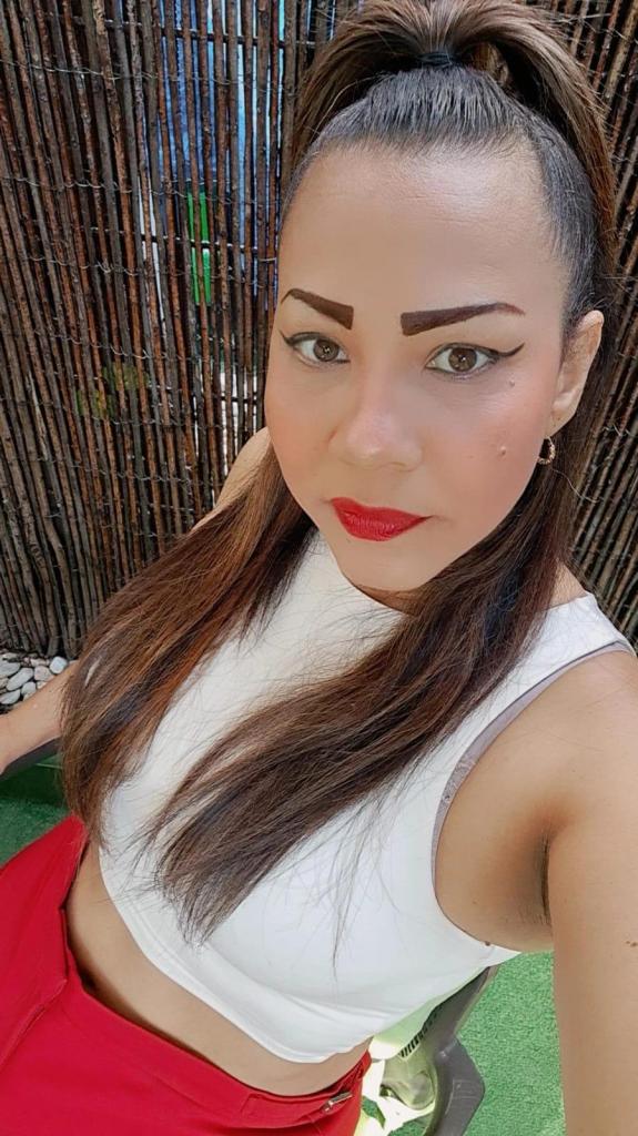 613619143: Chica busca chico en Almería