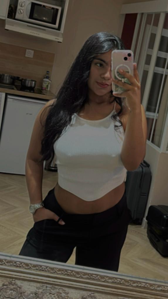 613386047: Chica busca chico en Madrid