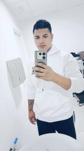 663496572: Chico busca chica en Valencia