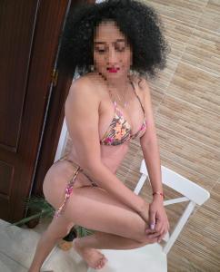 612413531: Chica busca chico en Sevilla