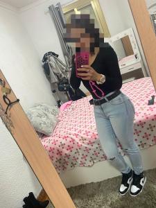 611261312: Chica busca chico en Alicante