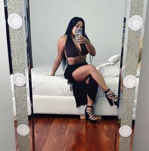 644691120: Chica busca chico en Sevilla