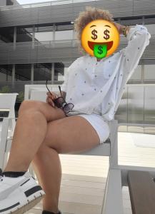 614819996: Chica busca chico en Tenerife