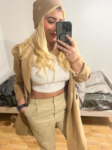 617411675: Chica busca chico en Valencia