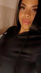 621387982: Chica busca chico en Alicante